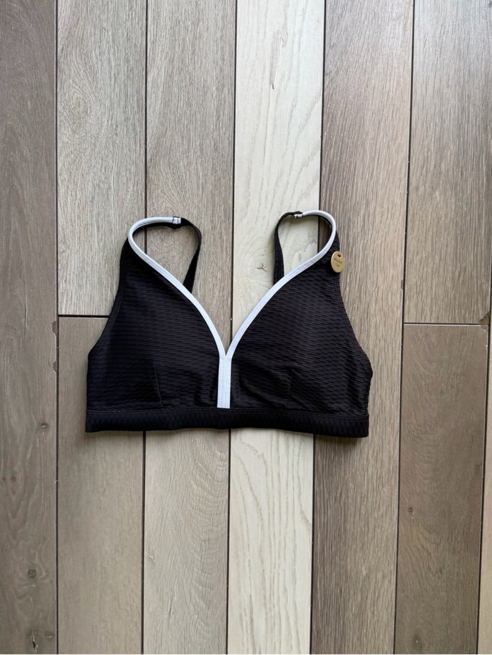 Nip Tuck Swim Black Textured Bikini Top Multi Fit Cup Size US 6